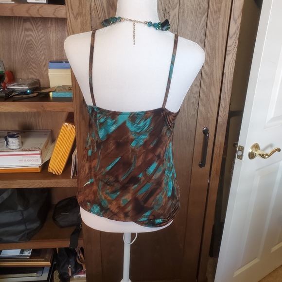 Women's top - Picture 2 of 2